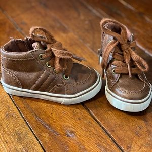 Cat & Jack brown boots